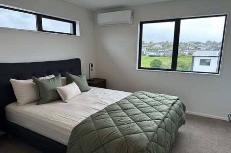 Photo of property in 8/4 Limestone Drive, Hobsonville, Auckland, 0616