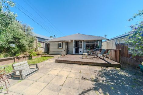 Photo of property in 9 Rolleston Street, Mount Cook, Wellington, 6021