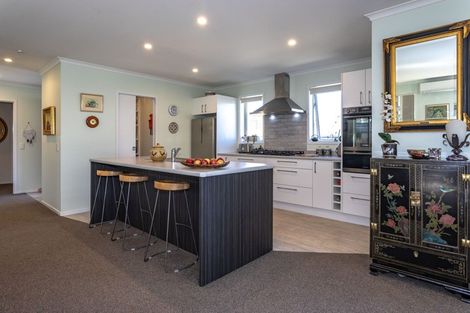 Photo of property in 80 Golden Shore Place, Coromandel, 3506