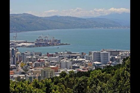 Photo of property in 3c/145 Ohiro Road, Brooklyn, Wellington, 6021