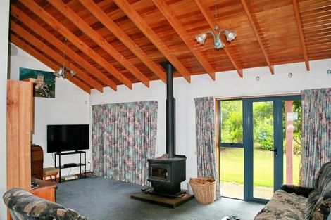 Photo of property in 100 East Road, Stratford, 4392