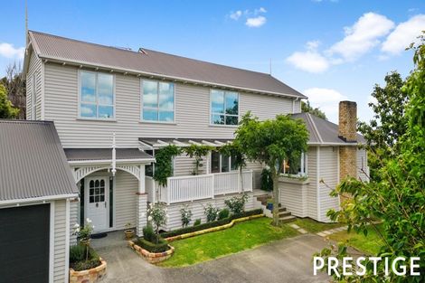 Photo of property in 31 Hythe Terrace, Mairangi Bay, Auckland, 0630
