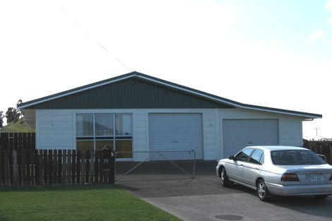 Photo of property in 14 Hood Street, Castlecliff, Whanganui, 4501