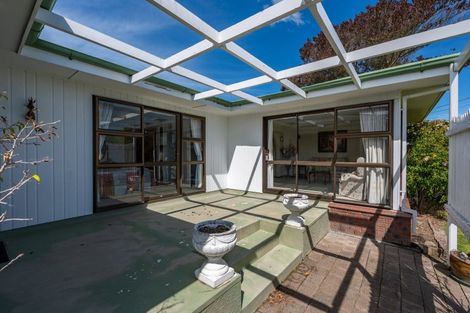 Photo of property in 32 Harold Holt Avenue, Onekawa, Napier, 4110