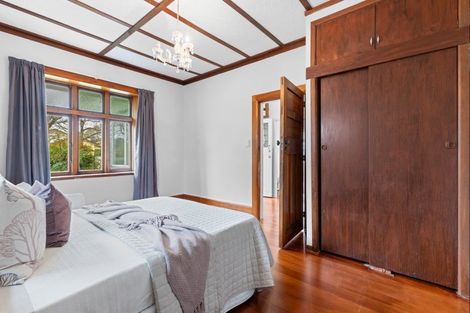 Photo of property in 36 Kingswood Street, Takaro, Palmerston North, 4412