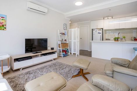 Photo of property in 66 Panorama Heights, Orewa, 0931