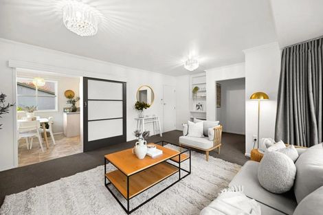 Photo of property in 102 Browning Street, Leamington, Cambridge, 3432