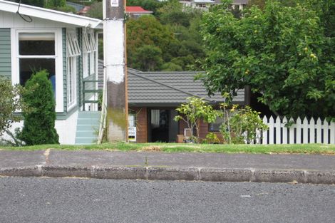 Photo of property in 2/46 Stanley Road, Glenfield, Auckland, 0629