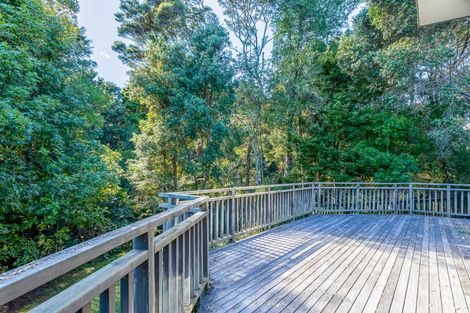 Photo of property in 4 Berne Place, Birkenhead, Auckland, 0626