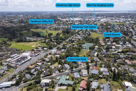 Photo of property in 5 Parrs Cross Road, Henderson, Auckland, 0612
