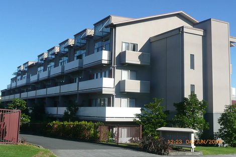 Photo of property in 12c/30 Westward Ho, Glen Eden, Auckland, 0602