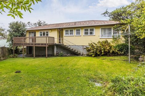 Photo of property in 6 Ernest Street, Ranui, Porirua, 5024