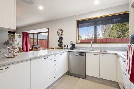 Photo of property in 2 Hare Street, Ilam, Christchurch, 8041