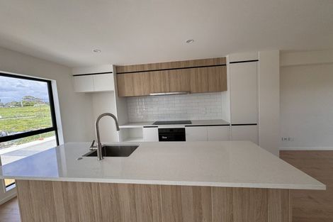 Photo of property in 25 Mataitai Road, Hobsonville, Auckland, 0618