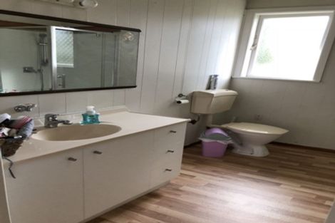 Photo of property in 39a Harrington Road, Henderson, Auckland, 0610