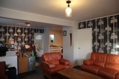 Photo of property in 12 Holt Avenue, Torbay, Auckland, 0630