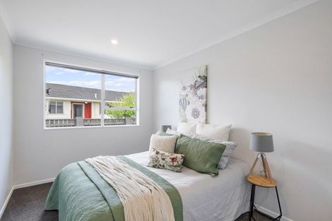 Photo of property in 4 Harvard Grove, Totara Park, Upper Hutt, 5018