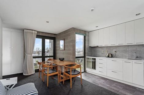 Photo of property in 1/868 Colombo Street, Christchurch Central, Christchurch, 8013