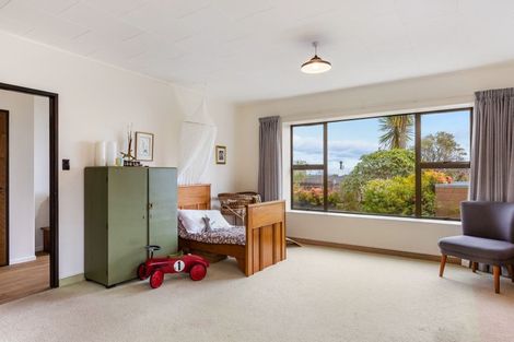 Photo of property in 52 Harvey Street, Waipahihi, Taupo, 3330