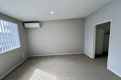 Photo of property in 31/3 Hulme Place, Henderson, Auckland, 0612