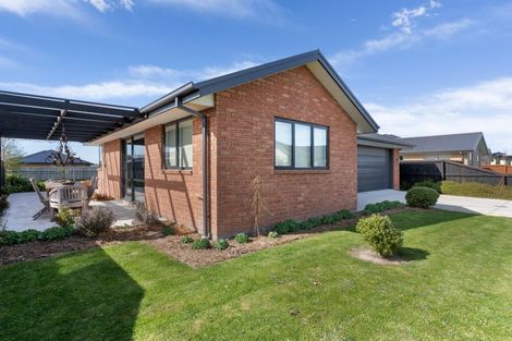 Photo of property in 4 Burke Lane, Amberley, 7410