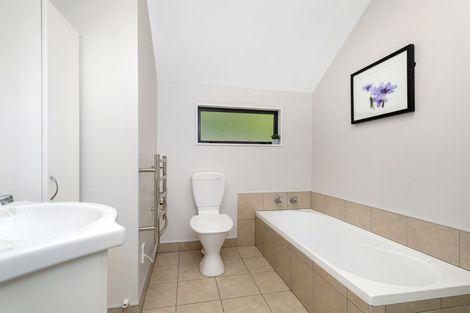 Photo of property in 25u3 Hollies Crescent, Johnsonville, Wellington, 6037