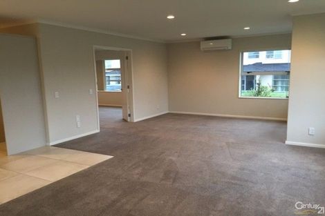 Photo of property in 22 Darion Drive, Flat Bush, Auckland, 2019