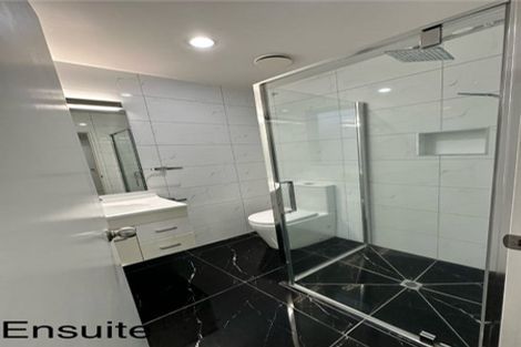 Photo of property in 32 Ring Lane, Paparangi, Wellington, 6037