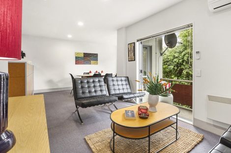 Photo of property in 112u2 Mairangi Road, Wilton, Wellington, 6012