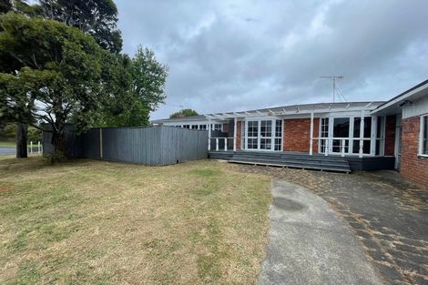 Photo of property in 43 Hallberry Road, Mangere East, Auckland, 2024