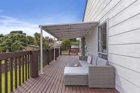 Photo of property in 7 Kingussie Place, Highland Park, Auckland, 2010
