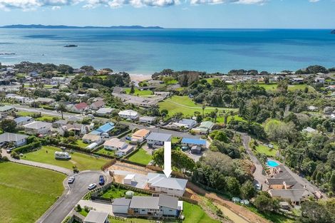 Photo of property in 1 Lori Lane, Coopers Beach, 0420