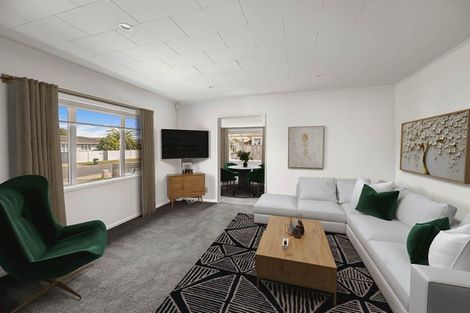 Photo of property in 8 Skerrett Crescent, Tamatea, Napier, 4112