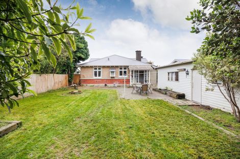Photo of property in 8 Annandale Avenue, Takaro, Palmerston North, 4410