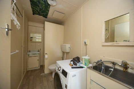 Photo of property in 1 Ranfurly Street, Palmerston North, 4410