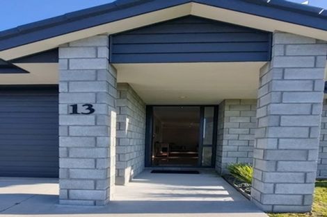 Photo of property in 13 Powhaitere Road, One Tree Point, 0118
