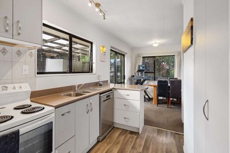 Photo of property in 1 Bullmore Place, Pukehangi, Rotorua, 3015