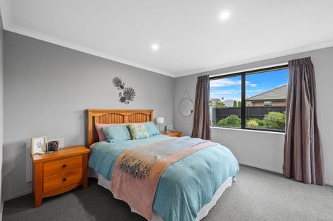 Photo of property in 21 Kohi Drive, Parklands, Christchurch, 8083