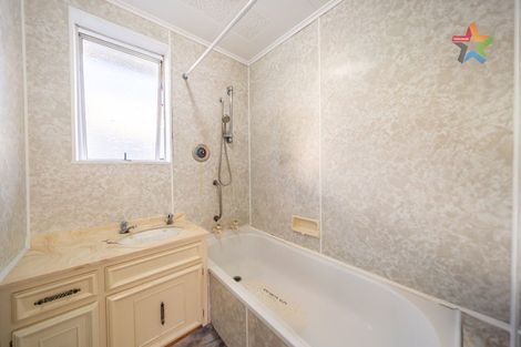 Photo of property in 61a Bristol Square, Hutt Central, Lower Hutt, 5010