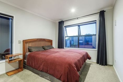 Photo of property in 28 Liquidambar Drive, Hobsonville, Auckland, 0616