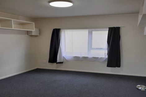Photo of property in 2 Gorrie Road, Regent, Whangarei, 0112