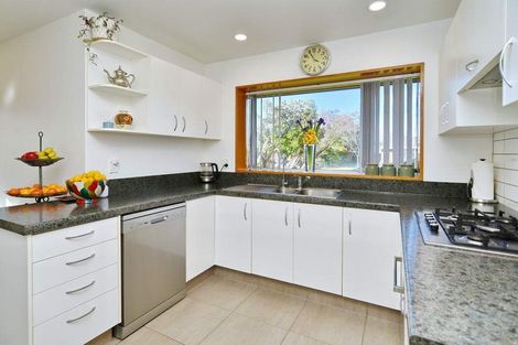 Photo of property in 2 Melford Close, Rangiora, 7400