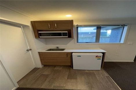 Photo of property in 2/28 Beatty Street, Melville, Hamilton, 3206