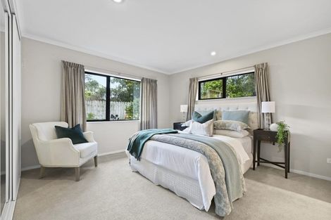 Photo of property in 60 Seamount Drive, Red Beach, 0932