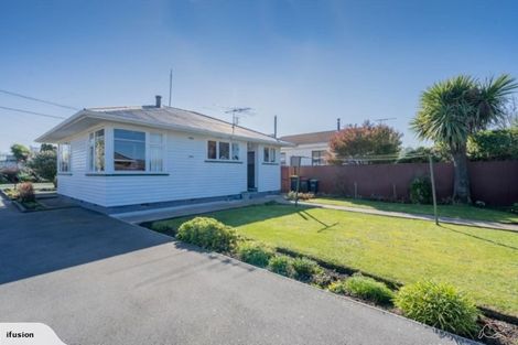 Photo of property in 15 Gainsborough Street, Hoon Hay, Christchurch, 8025