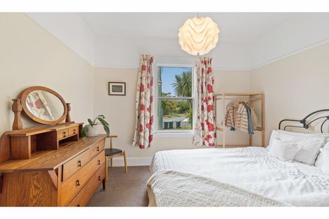 Photo of property in 53 Beckford Road, Saint Martins, Christchurch, 8022