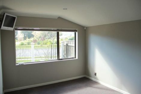 Photo of property in 1 Jade Lane, Paraparaumu, 5032