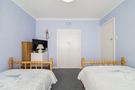 Photo of property in 121 Larnach Road, Vauxhall, Dunedin, 9013