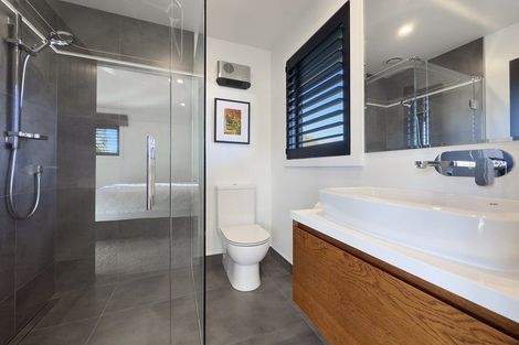 Photo of property in 6a Kinross Lane, Jacks Point, Queenstown, 9371
