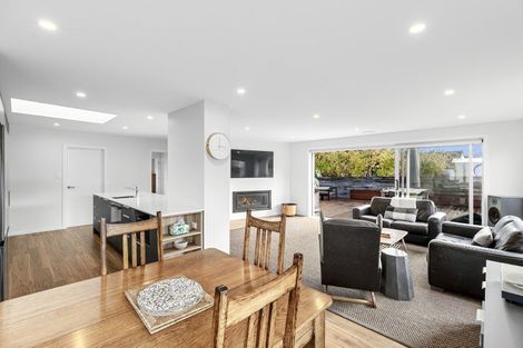 Photo of property in 29 Hunter Crescent, Wanaka, 9305